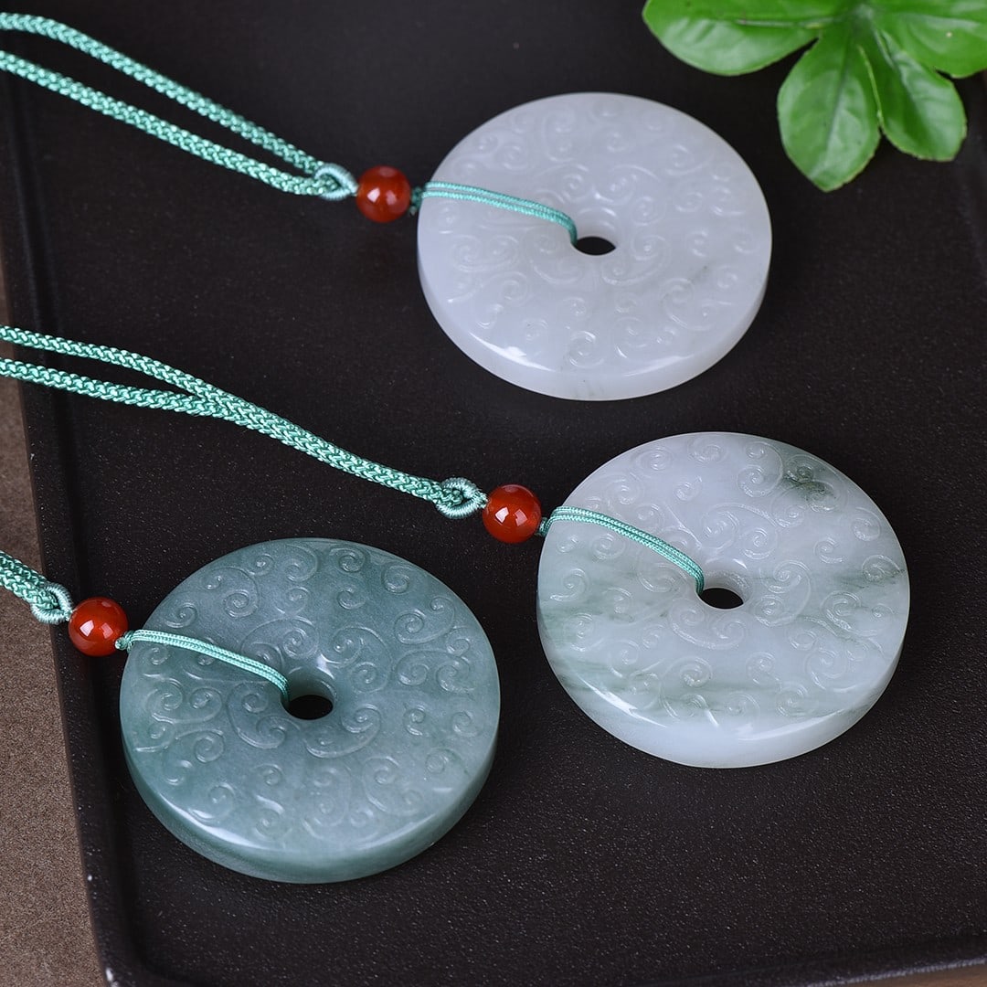 An Exquisite White Jade Auspicious Cloud Pattern Pendant - 5