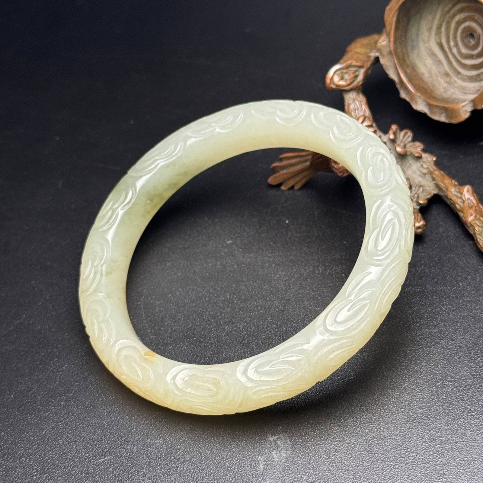 An Exquisite White Jade Auspicious Cloud Pattern Bracelets - 4