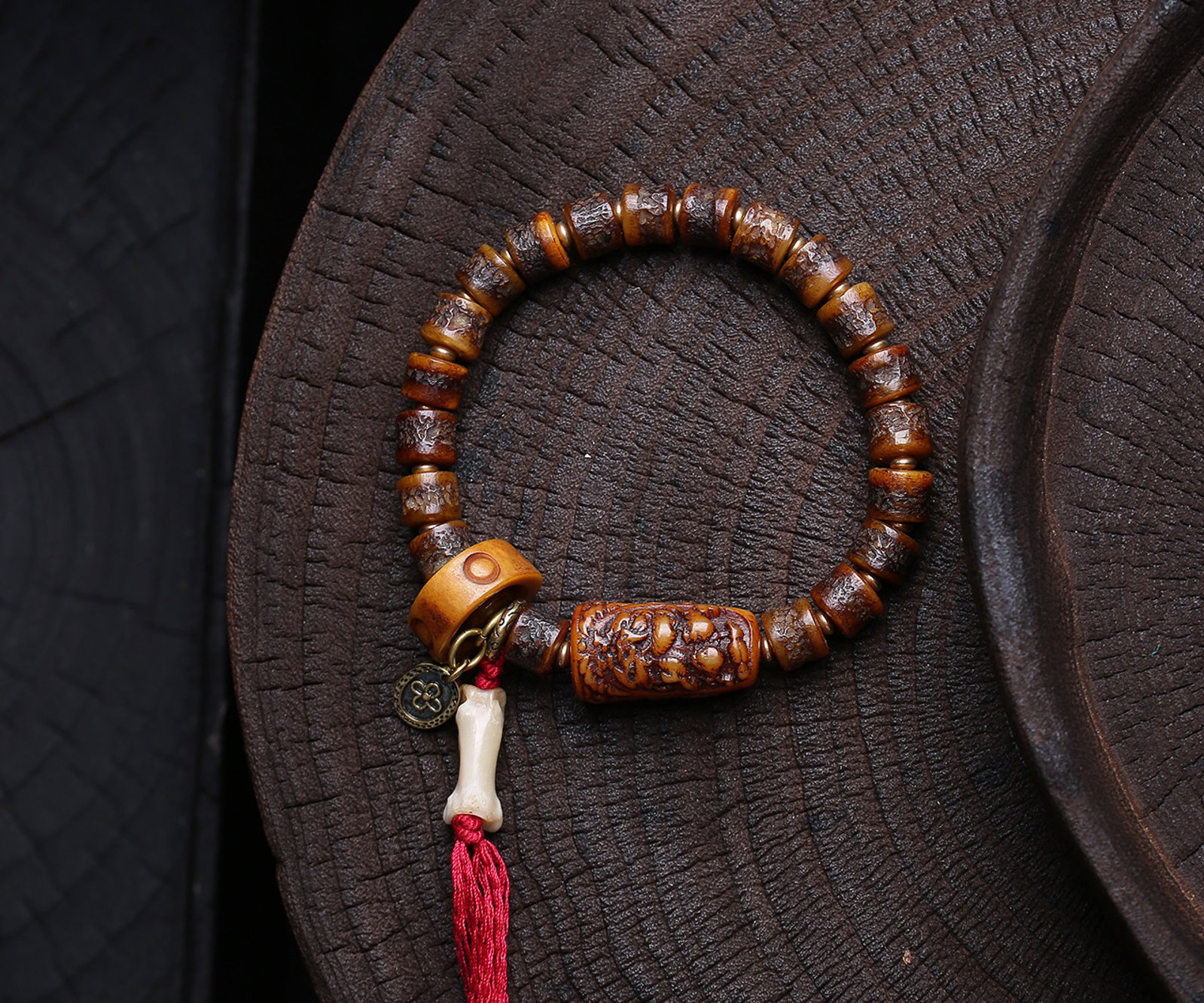 An Exquisite Bracelets - 2