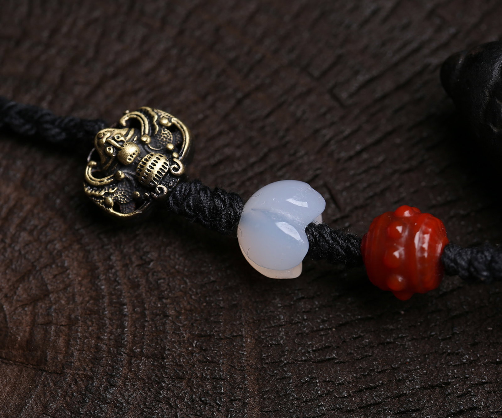 An Exquisite Pendant - 3