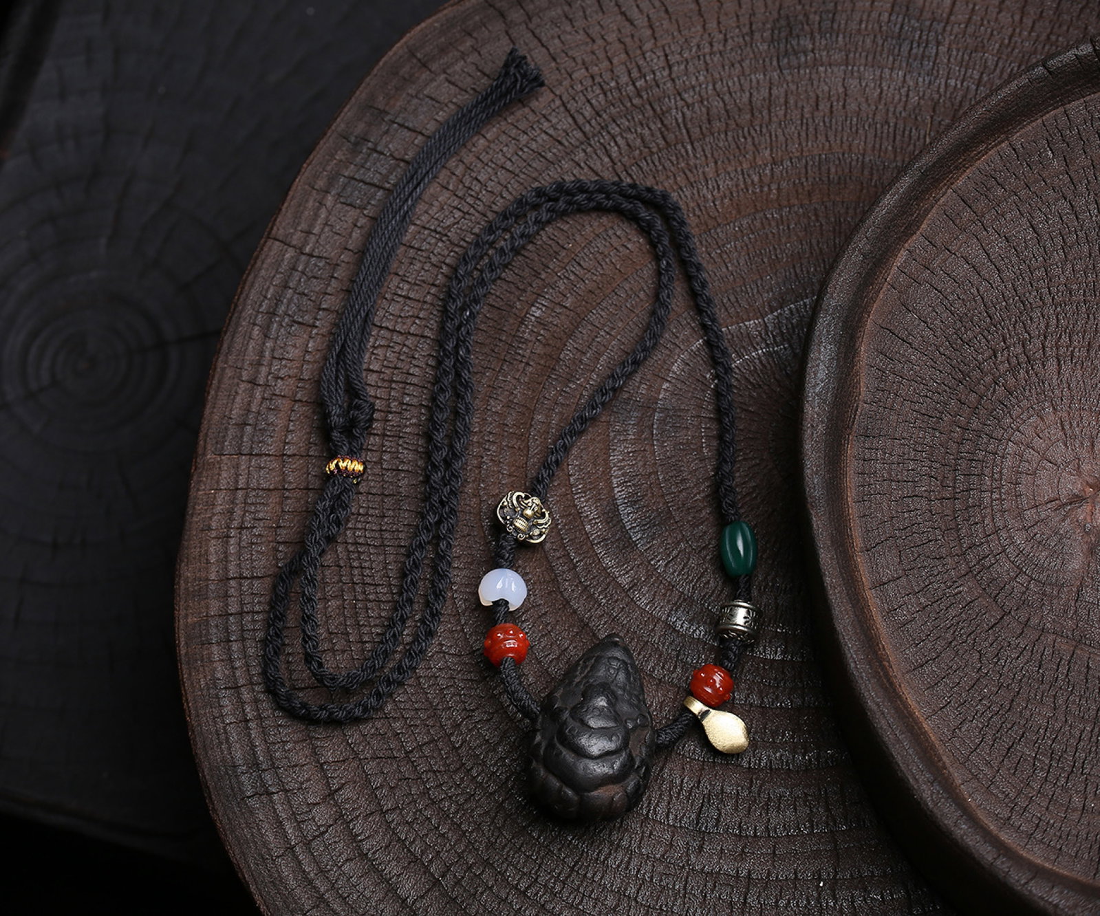 An Exquisite Pendant - 6