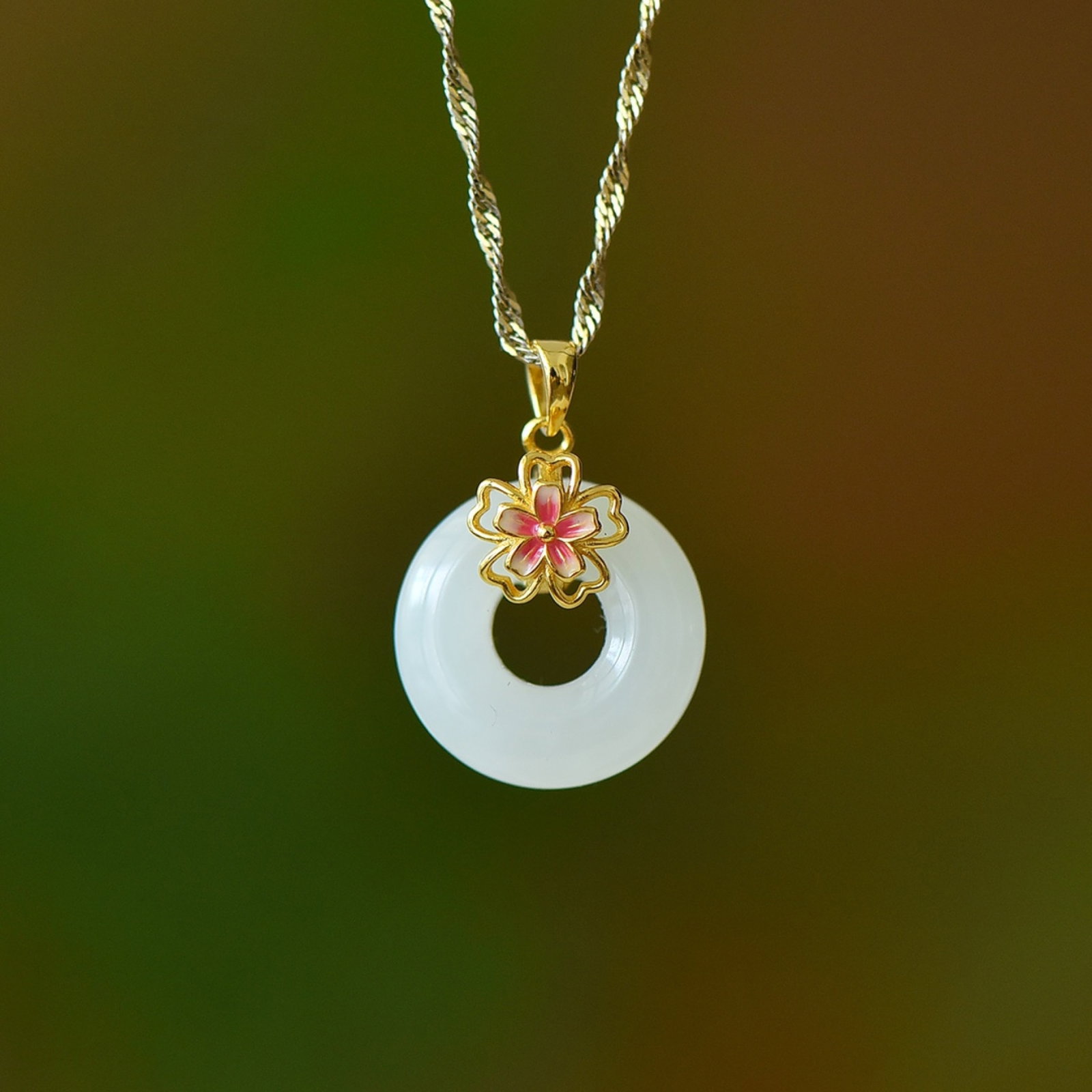 An Exquisite Sterling Silver-Gold Plated Inlaid White Jade Enamel Pendant: An Exquisite Sterling Silver-Gold Plated Inlaid White Jade Enamel Pendant,Size:15mmx15mm 纯银镀金镶白玉珐琅吊坠