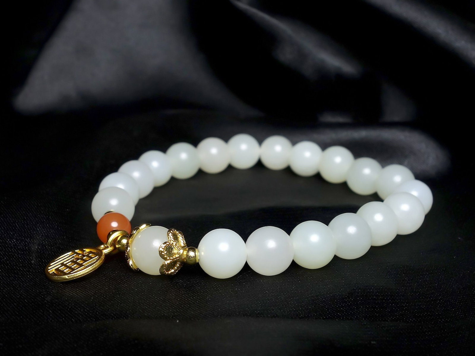 An Exquisite White Jade Bracelets (1 of 4)