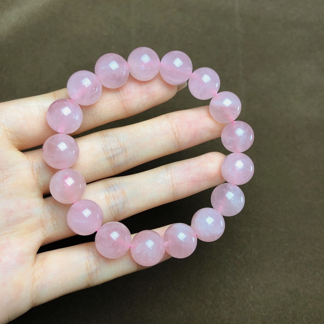 An Exquisite Crystal Bracelets: An Exquisite Crystal Bracelets,Size:12.1mm, Weight:41.7g 水晶手串