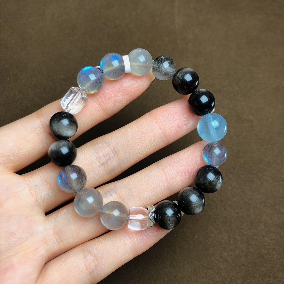 An Exquisite Crystal Silver Sheen Obsidian Aquamarine Bracelets: An Exquisite Crystal Silver Sheen Obsidian Aquamarine Bracelets,Size:9.3mm,10.3mm,Weight:24.4g 水晶银曜石海蓝宝手串