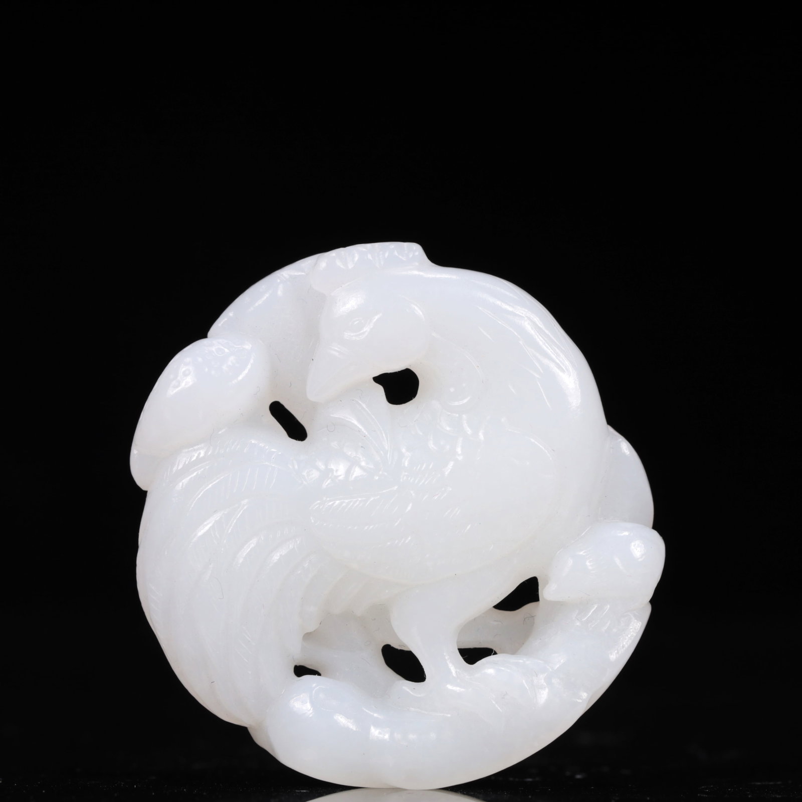 An Exquisite White Jade Rooster Pendant: An Exquisite White Jade Rooster Pendant,Qing Dynasty, China,Size:2inx0.4inx2in,Weight:44g 白玉公鸡挂件,中国清代