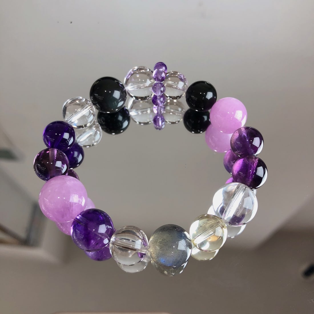 An Exquisite Crystal Bracelets - 9