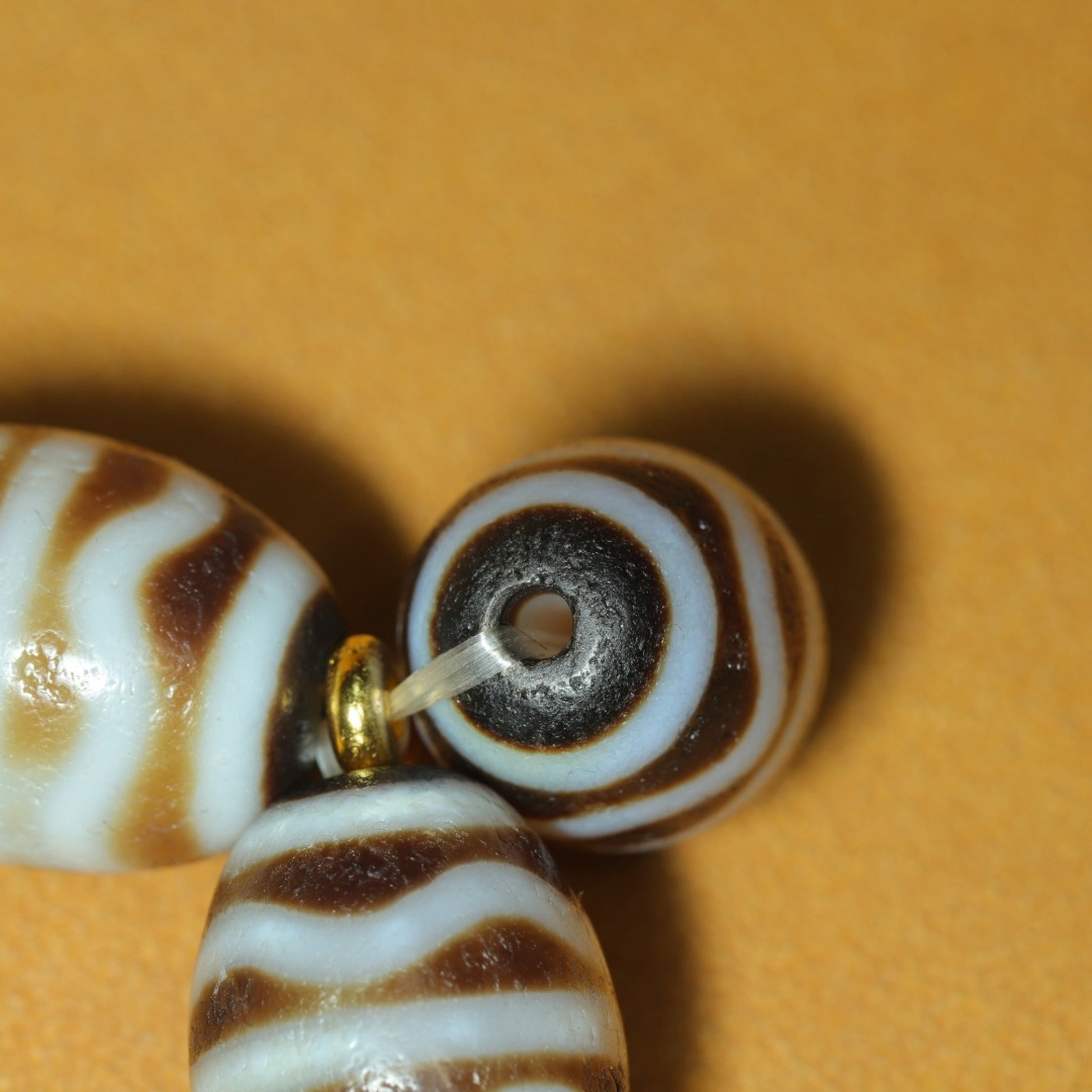 An Exquisite Dzi Bead Bracelets - 9