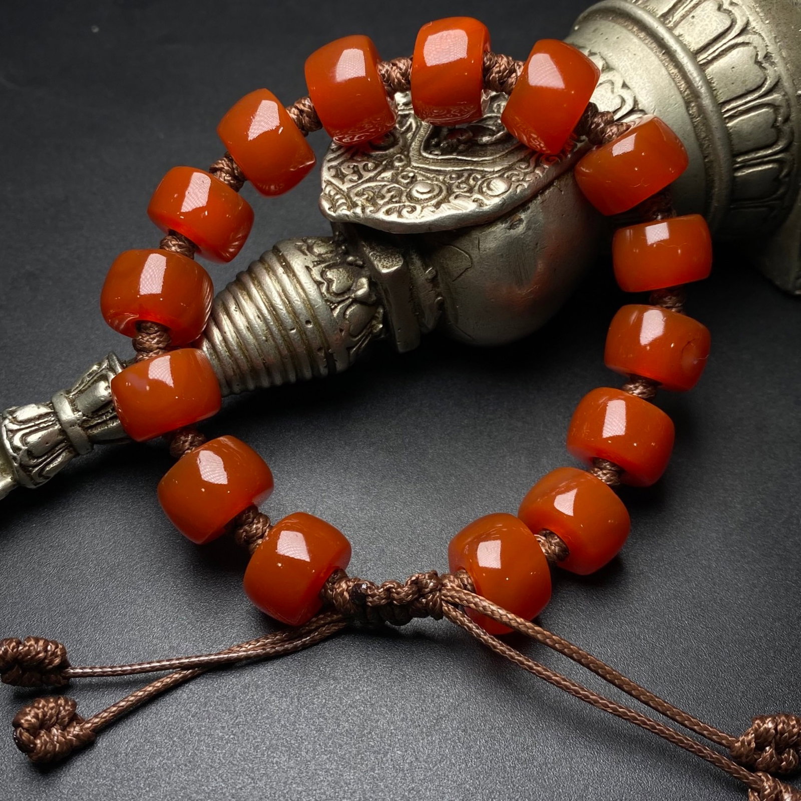 An Exquisite Agate Bracelets - 3