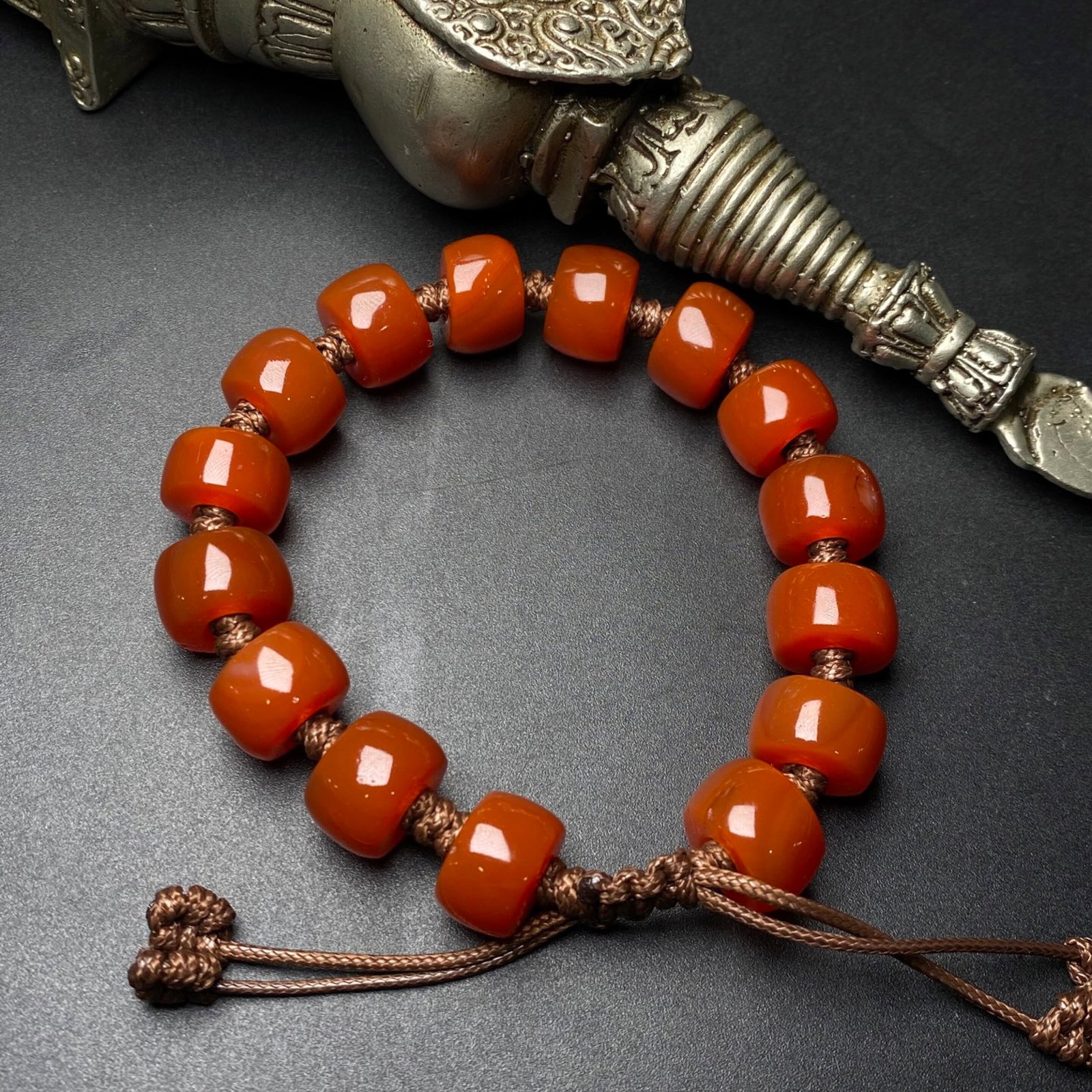 An Exquisite Agate Bracelets - 6