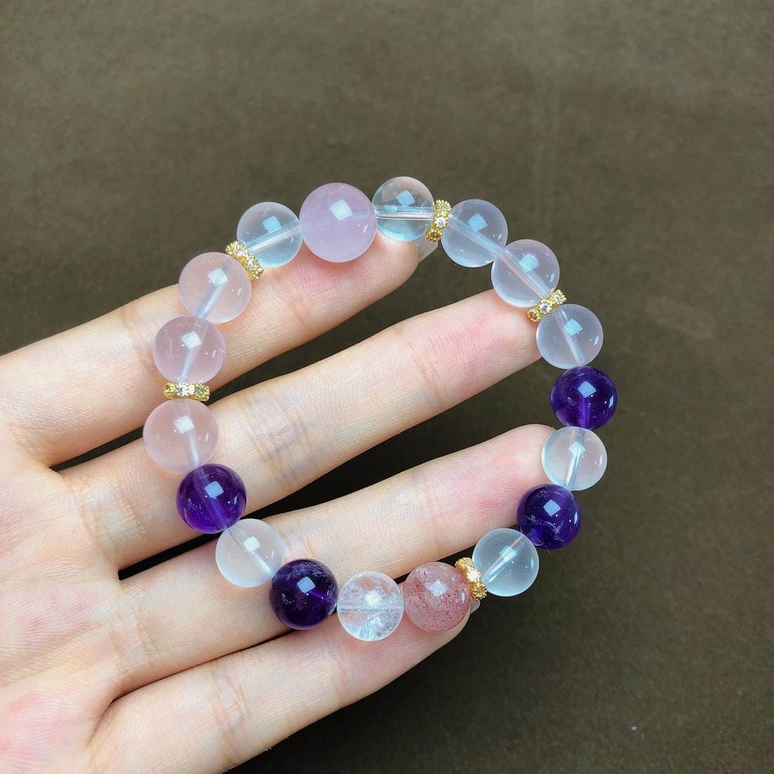 An Exquisite Crystal Bracelets: An Exquisite Crystal Bracelets,Size: 10.2mm, Weight:25.5g 水晶手串