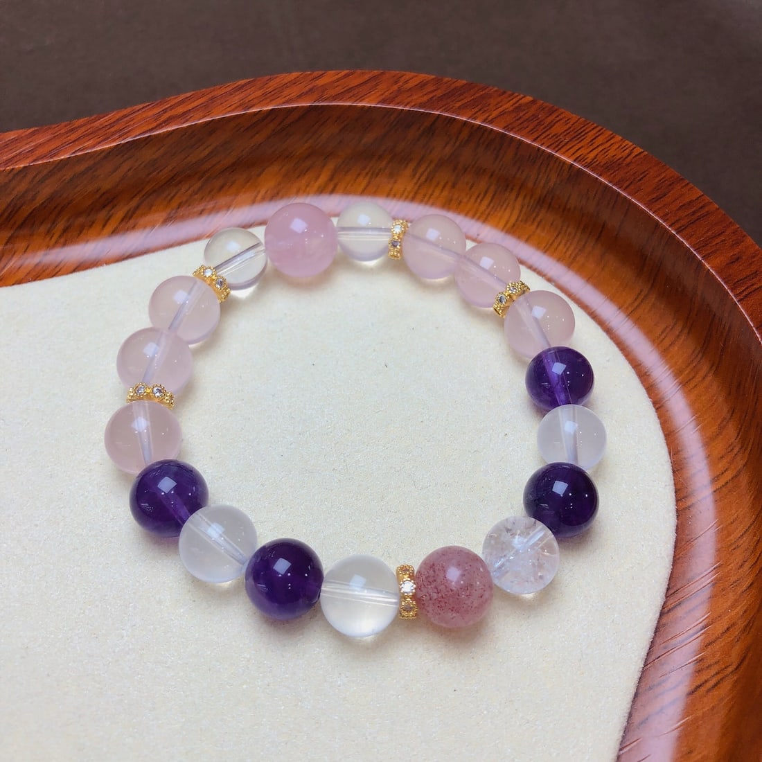 An Exquisite Crystal Bracelets - 9