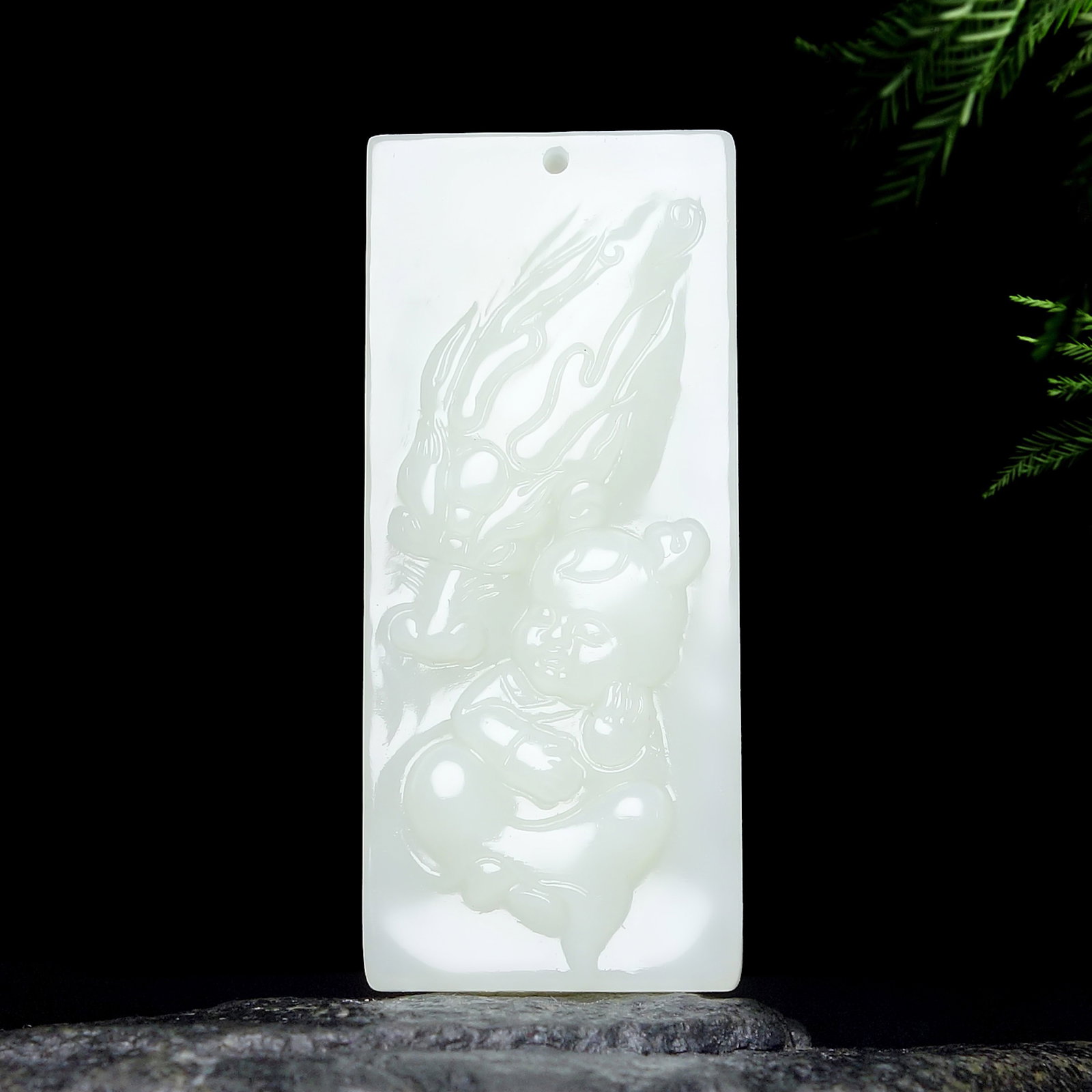 An Exquisite White Jade Dragon Pattern Pendant: An Exquisite White Jade Dragon Pattern Pendant,Size:50mmx22mmx7mm 白玉龙纹挂件