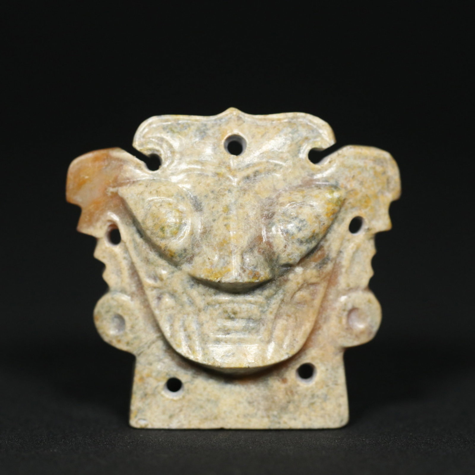 An Exquisite White Jade Figure-Face Pattern Pendant: An Exquisite White Jade Figure-Face Pattern Pendant,Qing Dynasty,China,Size:1.5inx1.5inx0.5in,Weight:15.7g 白玉人面纹挂件,中国清代