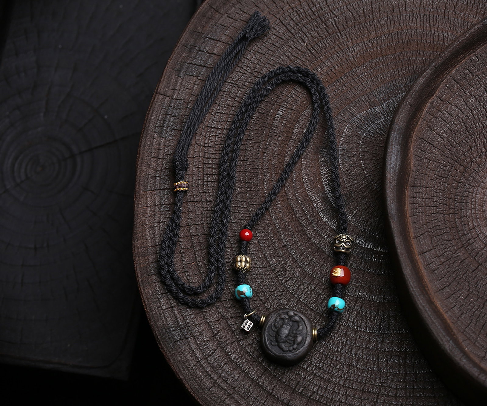 An Exquisite Pendant: An Exquisite Pendant,Size:24.5mmx9mm,Weight:19g 挂件