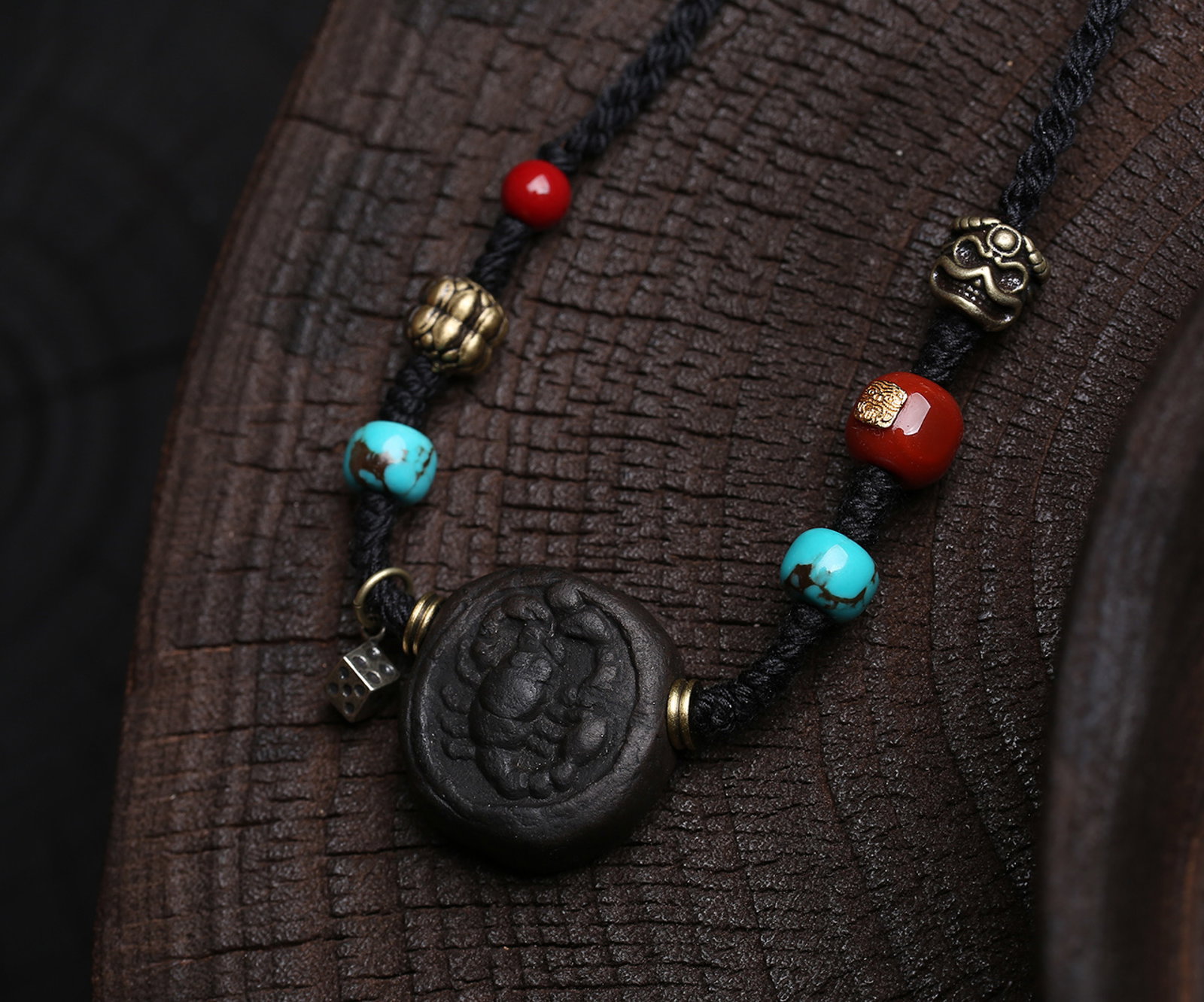 An Exquisite Pendant - 3