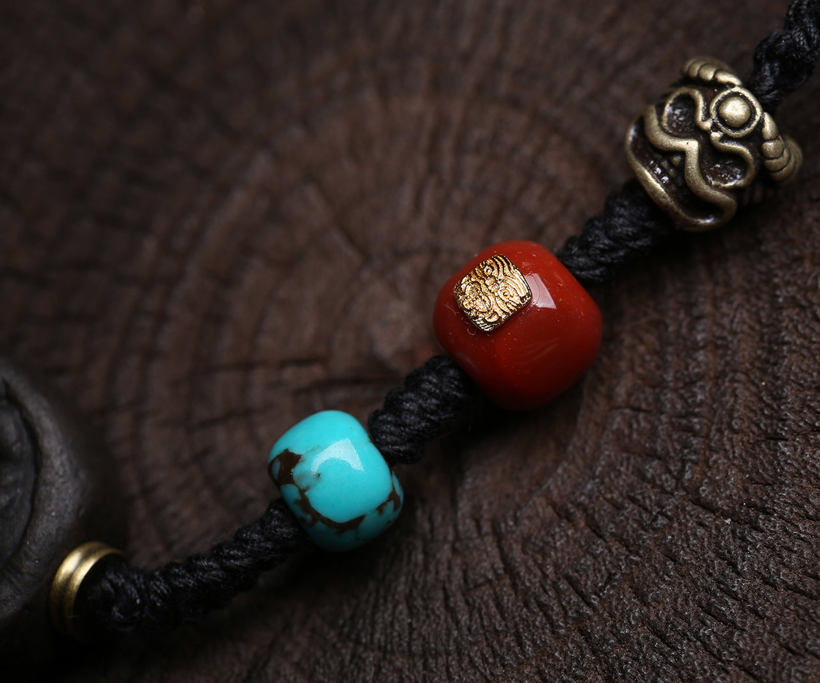 An Exquisite Pendant - 4