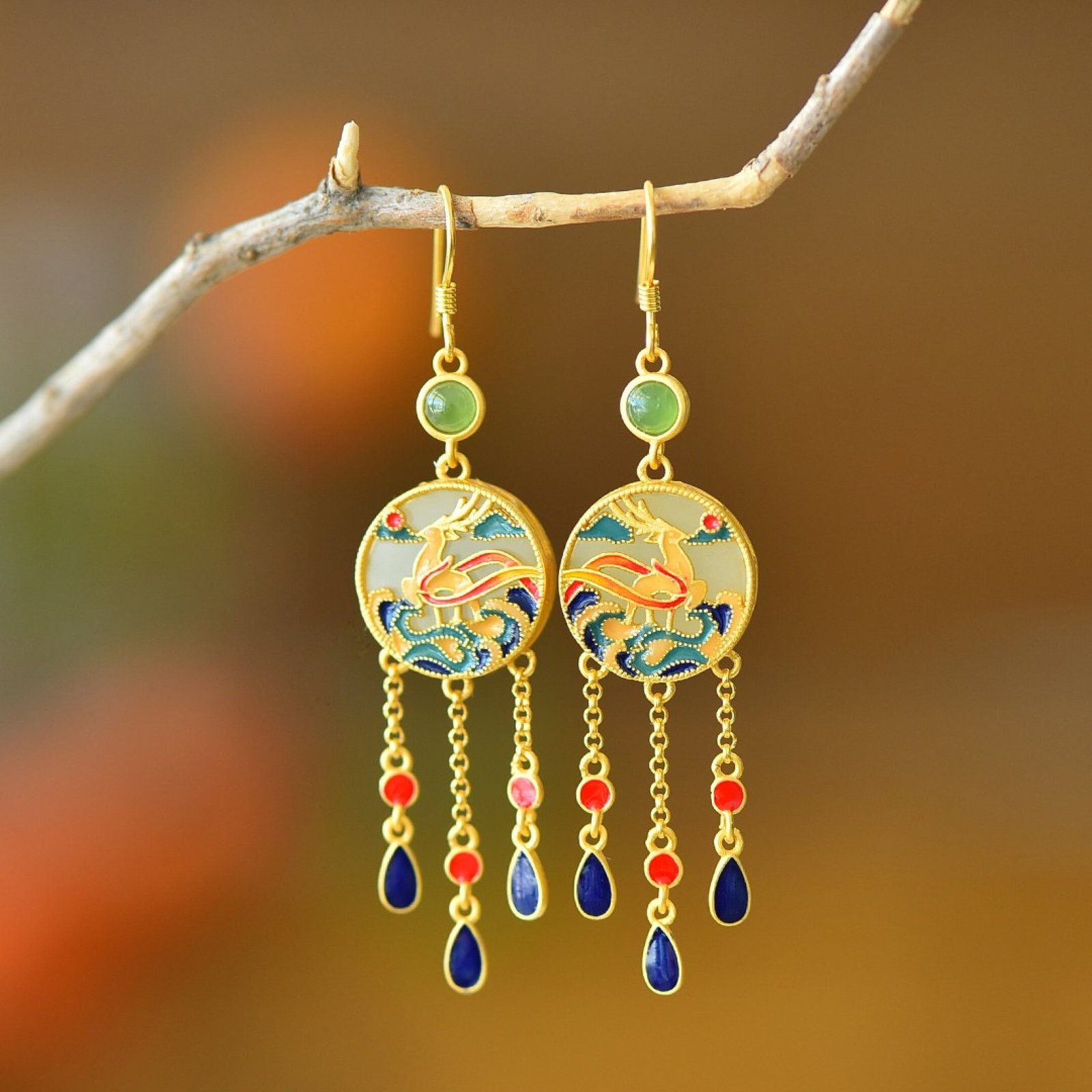 A Pair of Exquisite Sterling Silver-Gold Plated Inlaid White Jade Earrings: A Pair of Exquisite Sterling Silver-Gold Plated Inlaid White Jade Earrings 一对纯银镀金镶白玉耳环