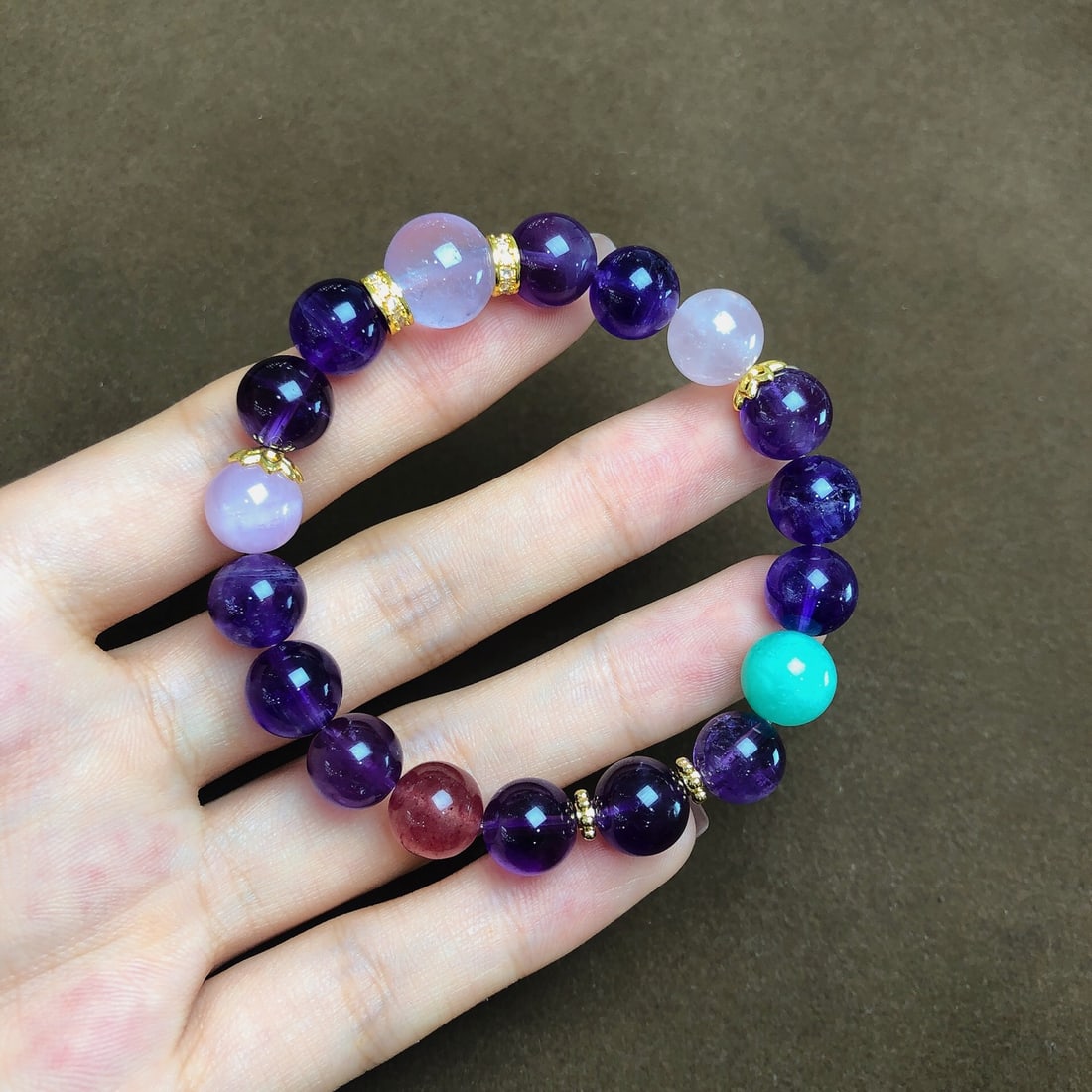 An Exquisite Crystal Bracelets: An Exquisite Crystal Bracelets,Size:9.6mm, Weight:24.2g 水晶手串