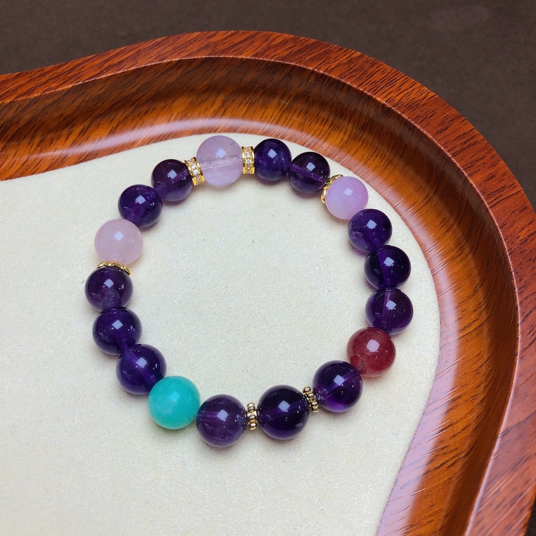 An Exquisite Crystal Bracelets - 8