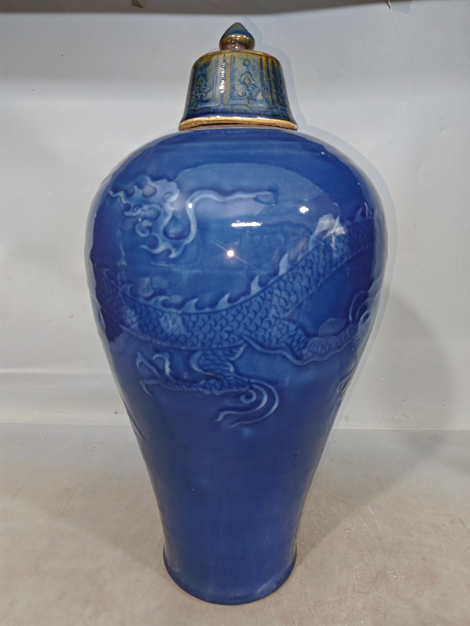 A Huge Blue Glazed Dragon Pattern Bottle - 2