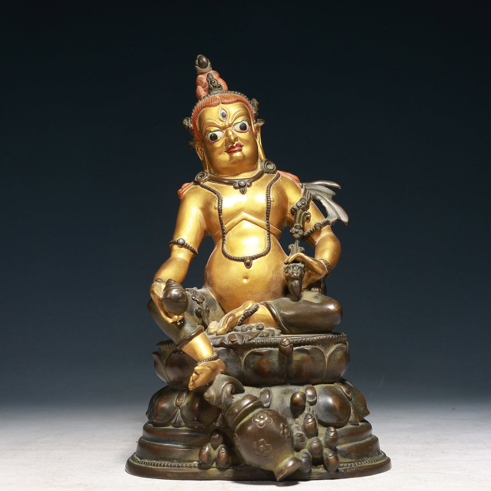 A Solemn Gilt Bronze Statue of Mammon: A Solemn Gilt Bronze Statue of Mammon,Qing Dynasty,China,Size:6.5inx5.7inx11in,Weight:3350g 铜鎏金财神像,中国清代