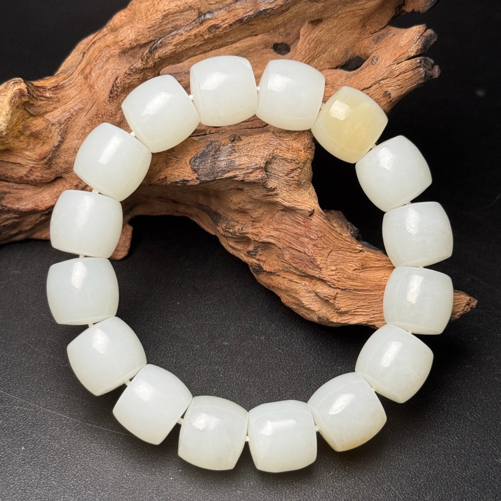 An Exquisite White Jade Bracelets - 3