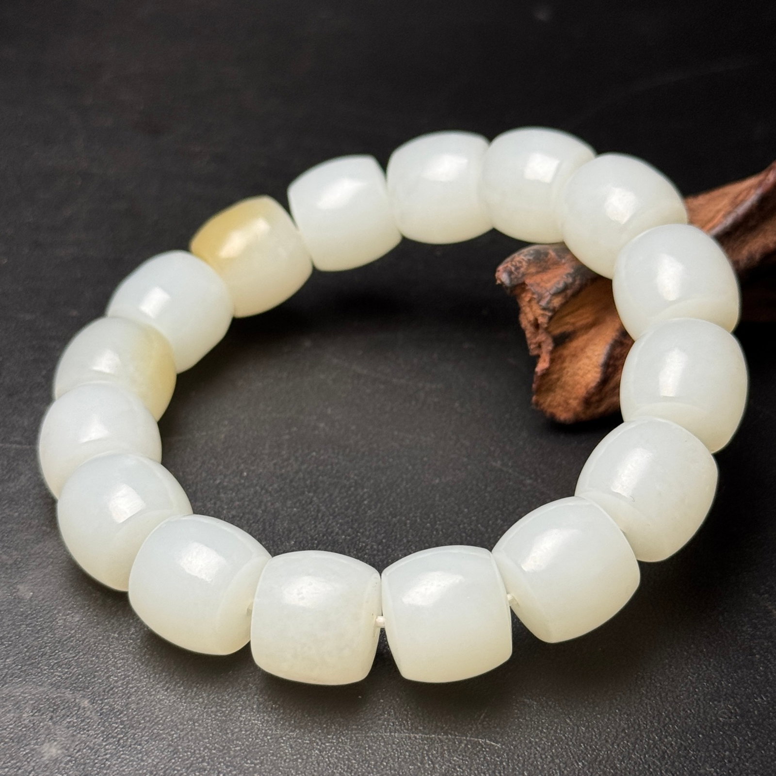 An Exquisite White Jade Bracelets - 4