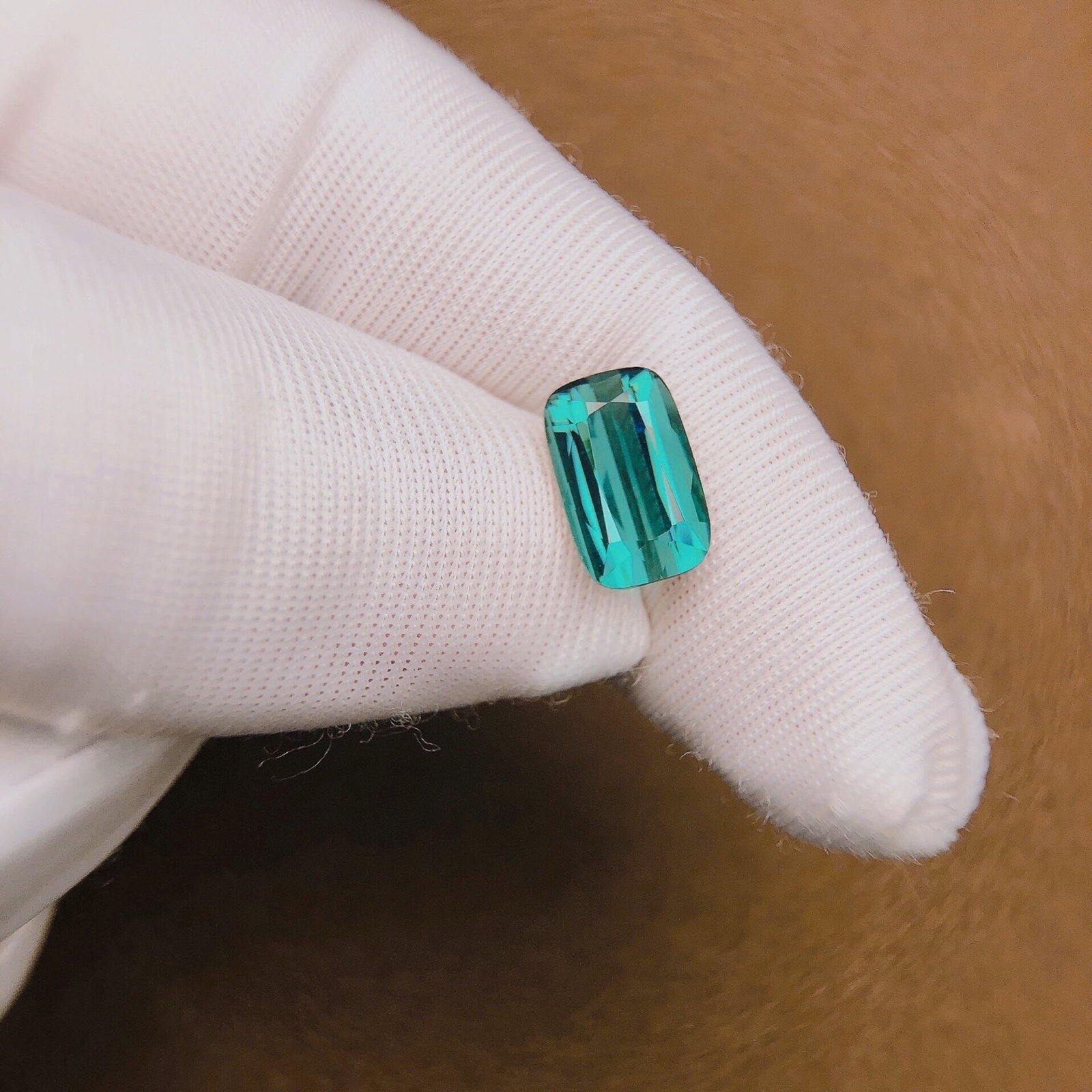 2.97Ctw Natural Sapphire Loose: 2.97Ctw Natural Sapphire Loose,Size:10.6mmx6.7mmx4.6mm 2.97Ctw天然蓝宝石裸石