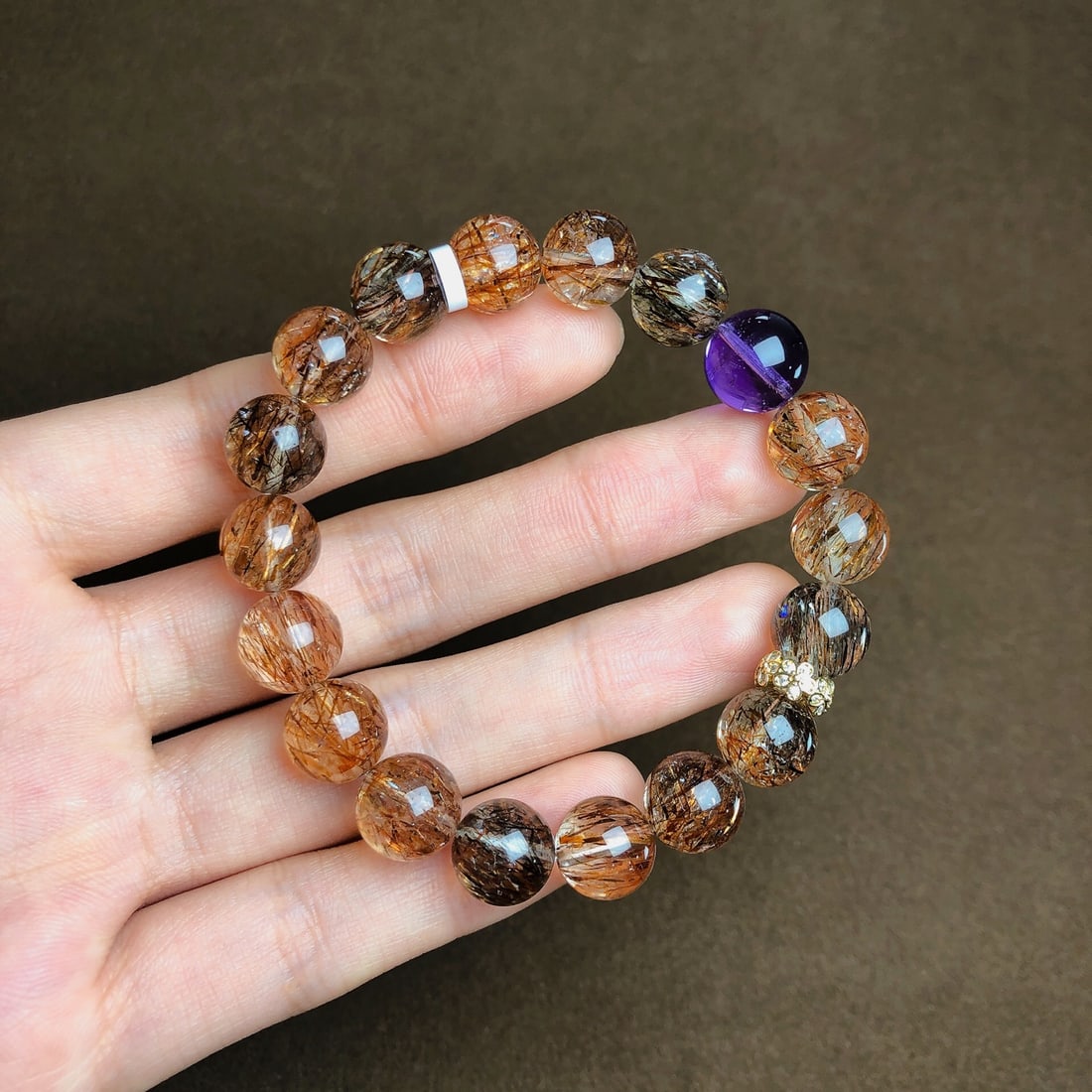 An Exquisite Crystal Bracelets: An Exquisite Crystal Bracelets,Size:10.2mm,Weight:27.4g 水晶手串