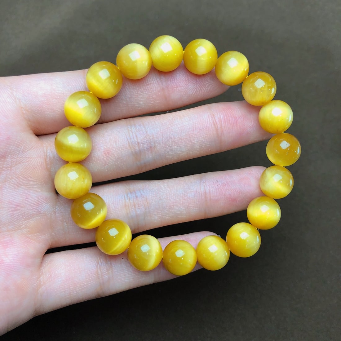 An Exquisite Crystal Bracelets: An Exquisite Crystal Bracelets,Size:10.2mm,Weight:28.3g 水晶手串
