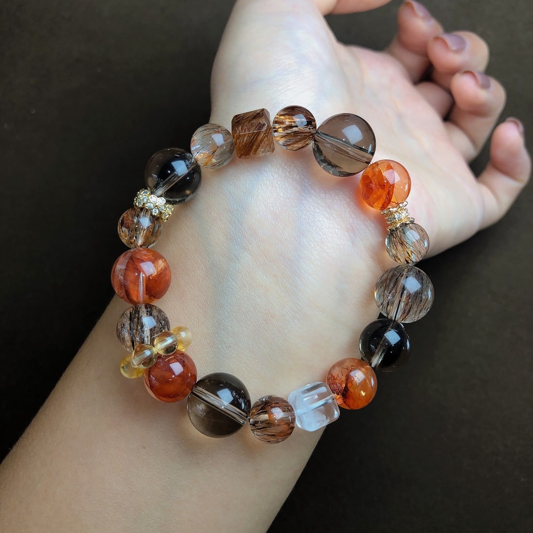 An Exquisite Crystal Bracelets - 3