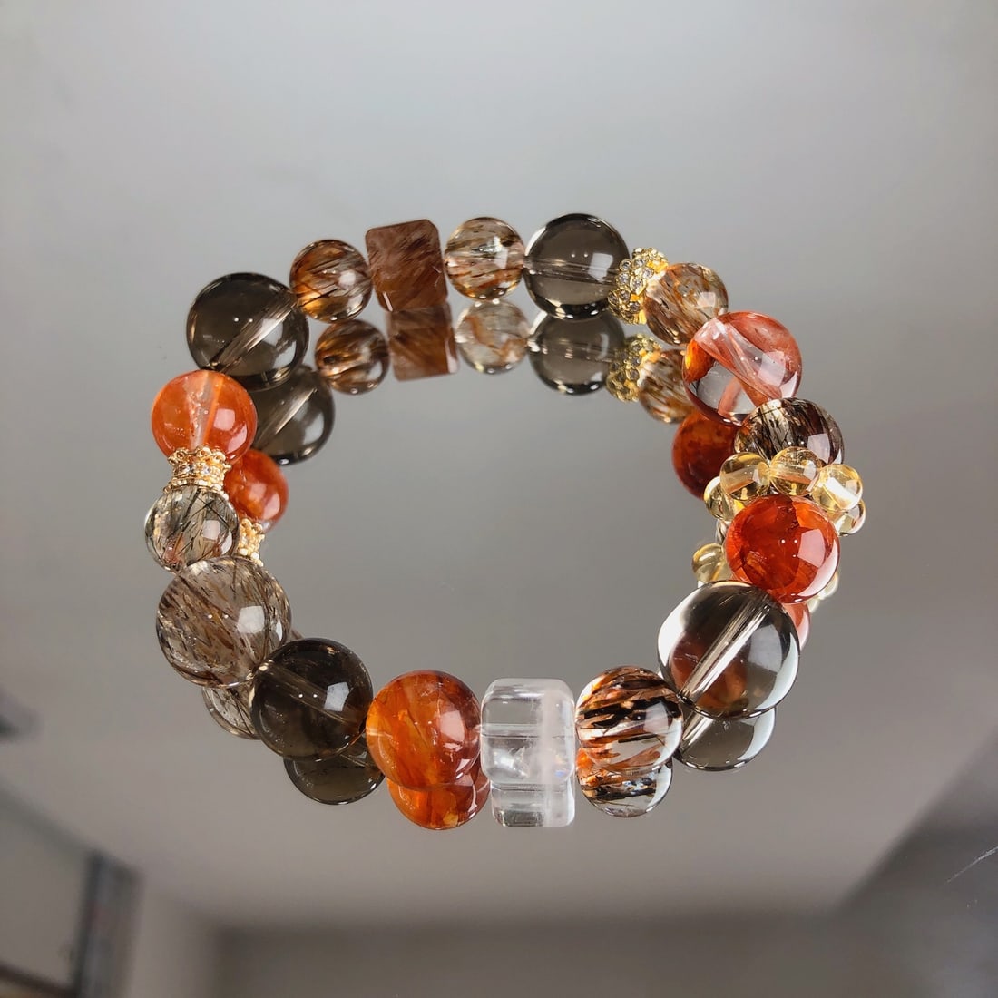 An Exquisite Crystal Bracelets - 9