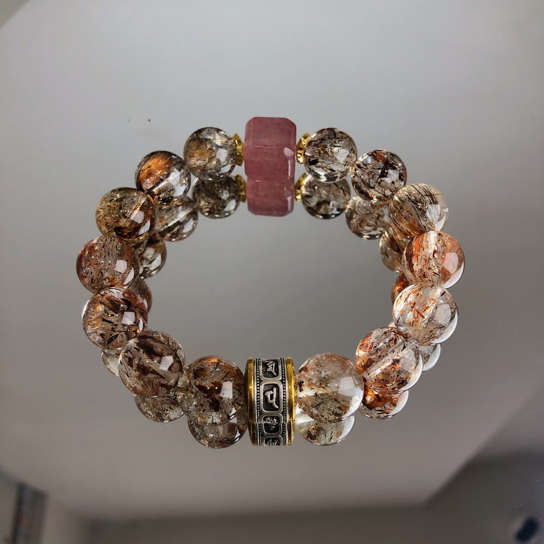 An Exquisite Crystal Bracelets - 9