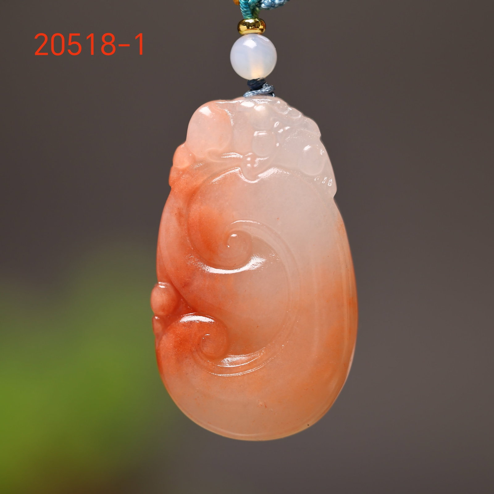An Exquisite White Jade Pendant: An Exquisite White Jade Pendant,Size:29mmx48mm 寓意:吉祥如意 万事亨通 白玉吊坠