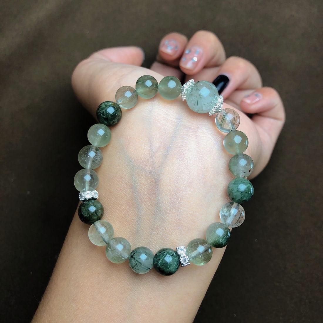 An Exquisite Crystal Bracelets - 2