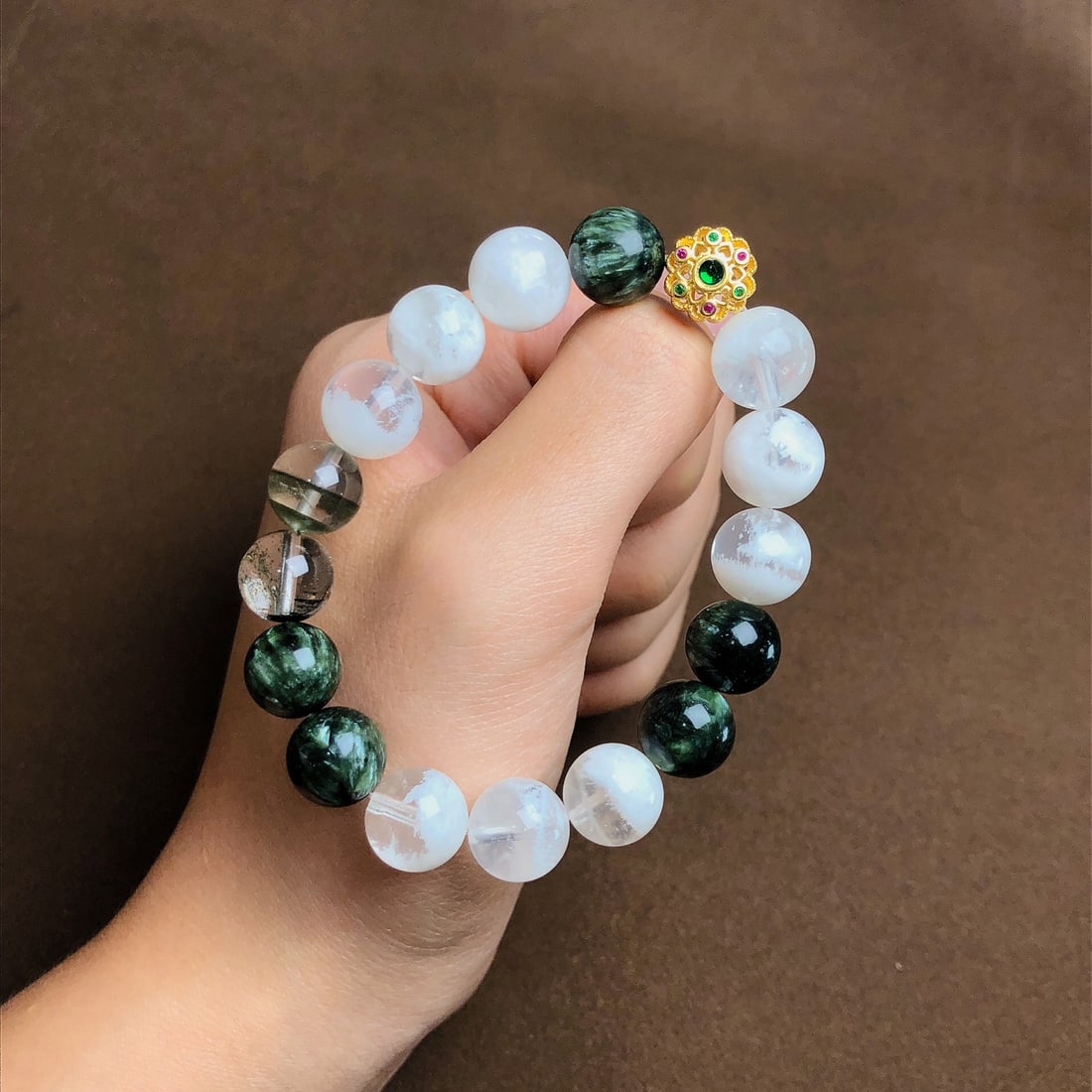 An Exquisite Crystal Bracelets - 3