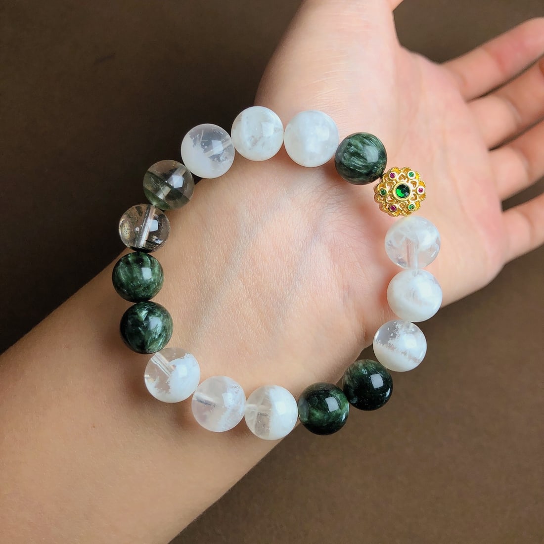 An Exquisite Crystal Bracelets - 4