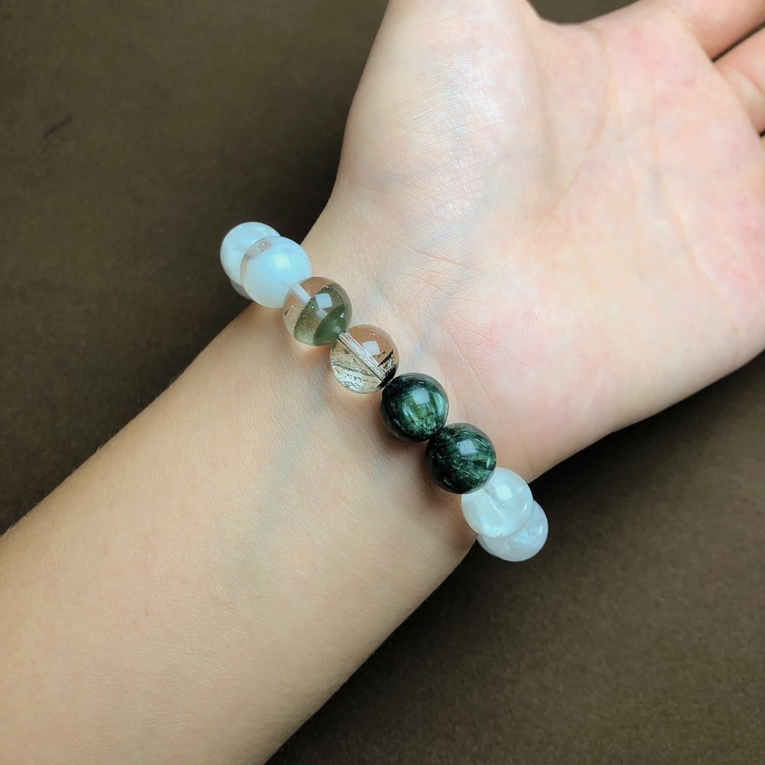 An Exquisite Crystal Bracelets - 7