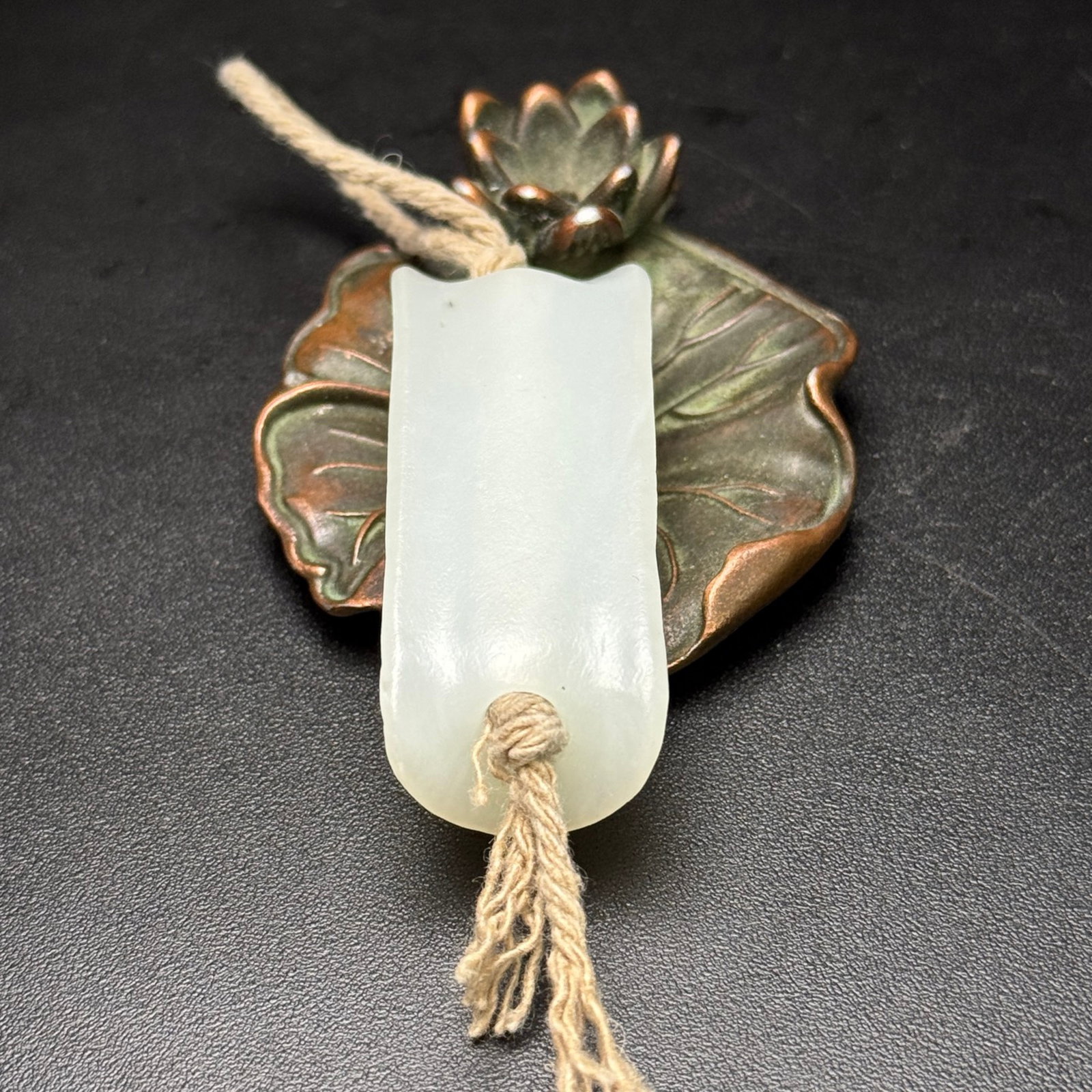 An Exquisite White Jade Turtle Shell Pendant - 4