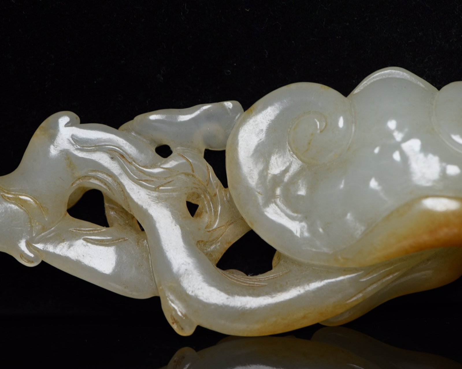 An Exquisite White Jade Ganoderma lucidum Pattern Ruyi - 5