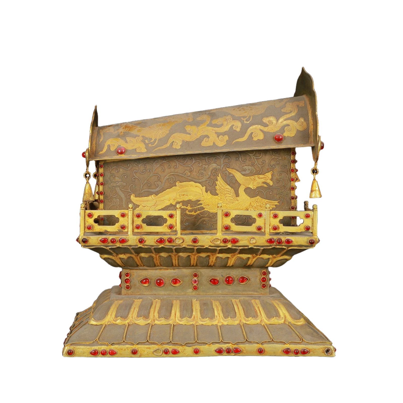 An Exquisite Gilt Silver Phoenix Pattern Ornament,Inlaid Gems: An Exquisite Gilt Silver Phoenix Pattern Ornament,Inlaid Gems,Tang Dynasty,China,Zhenguan Four-Character Mark,Size:9.8inx7.1inx11in,Weight:3000g 银鎏金凤纹摆件