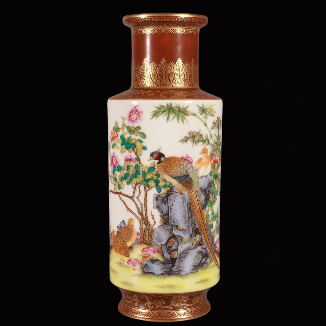 An Exquisite Enamel Painted Gold Flower and Bird Pattern Vase,with poem: An Exquisite Enamel Painted Gold Flower and Bird Pattern Vase,with poem,Qing Dynasty,China,Yongzheng Four-character Mark,Size:9.6inx3.7in 珐琅彩描金花鸟ಬ