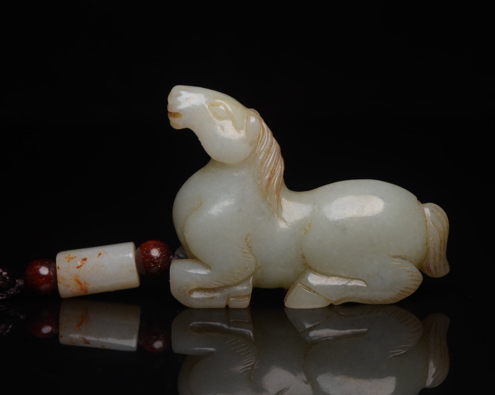 An Exquisite White Jade Horse Ornament: An Exquisite White Jade Horse Ornament,Qing Dynasty,China,Size:2.4inx1.8inx0.7in,Weight:66g 白玉骏马摆件,中国清代