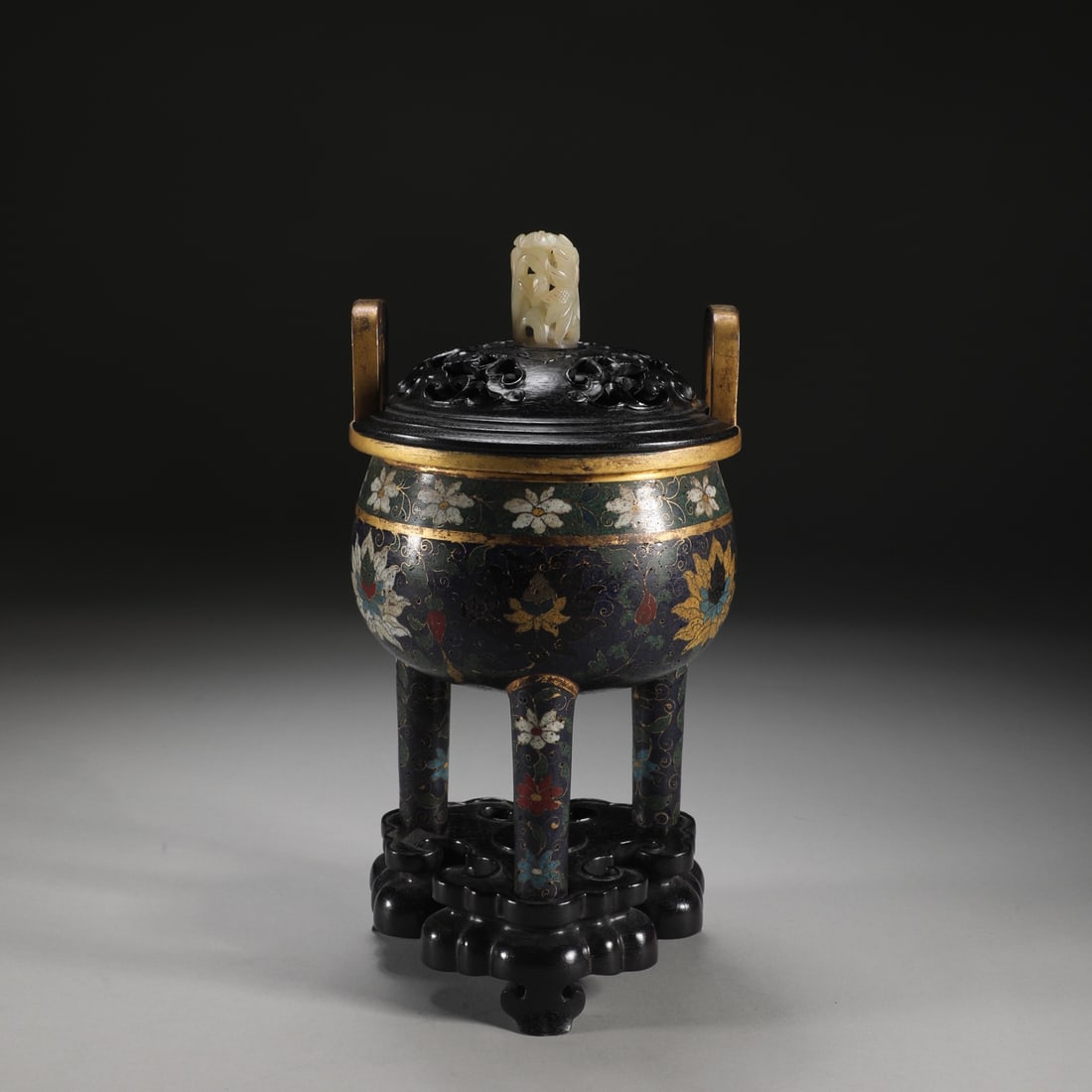 An Exquisite Cloisonne Lotus Pattern Double-Ears and Tripod Censer: An Exquisite Cloisonne Lotus Pattern Double-Ears and Tripod Censer,Ming Dynasty,China,Size:9.8inx4.6in,Weight:1150g 景泰蓝缠枝莲纹双耳三$