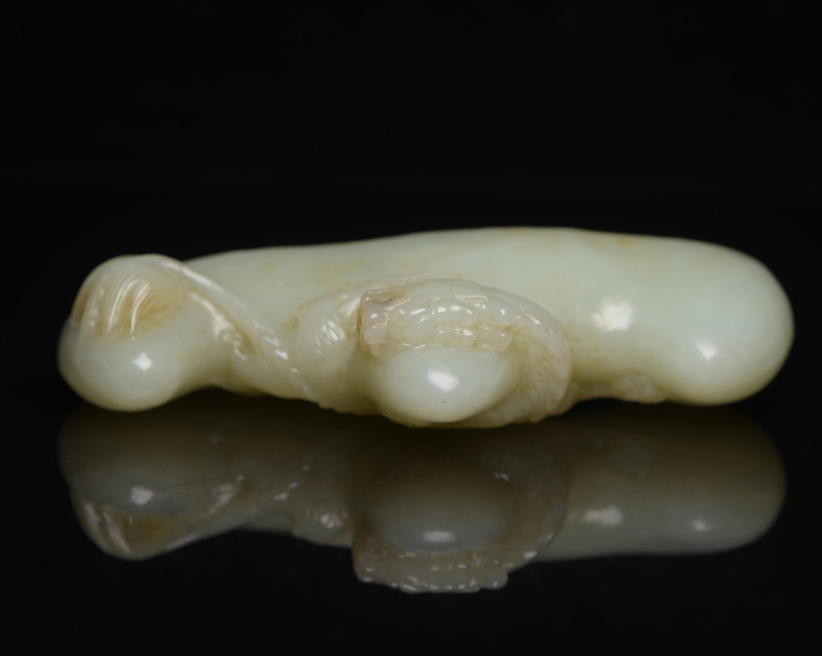 An Exquisite White Jade Dragon Pattern Brush Holder - 5