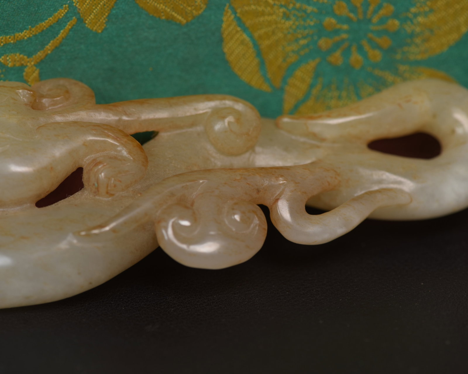 An Exquisite White Jade Ganoderma lucidum Pattern Ruyi - 7