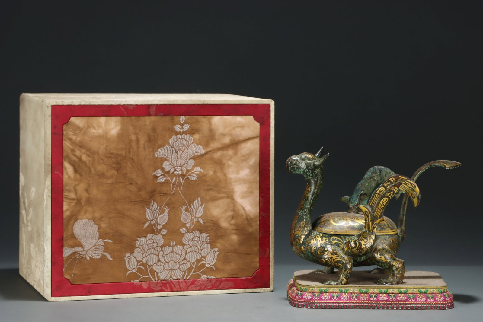 An Exquisite Bronze Inlaid Gold Auspicious Beast Ornament,with Inscription (1 of 8)