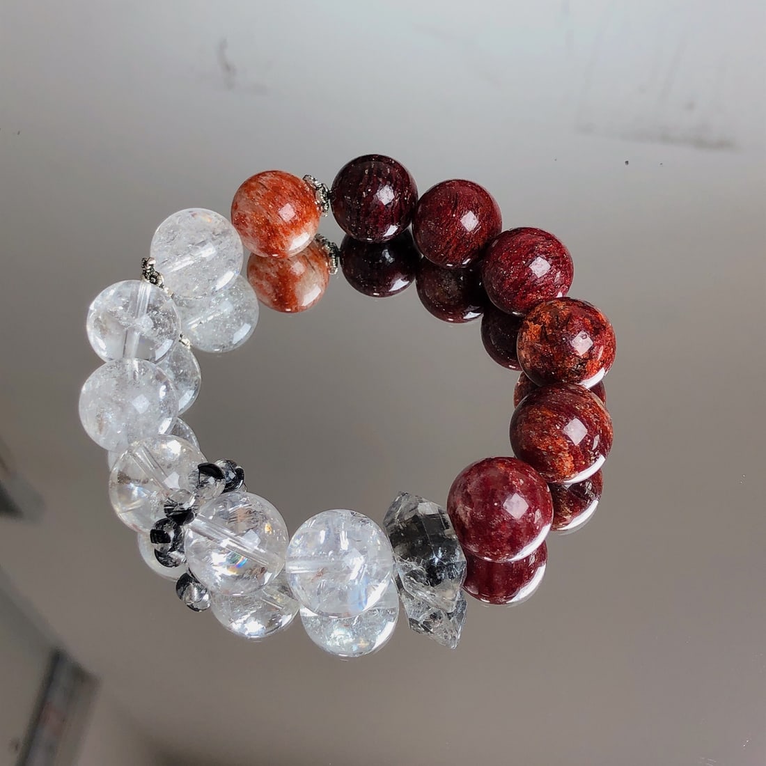 An Exquisite Crystal Bracelets - 9