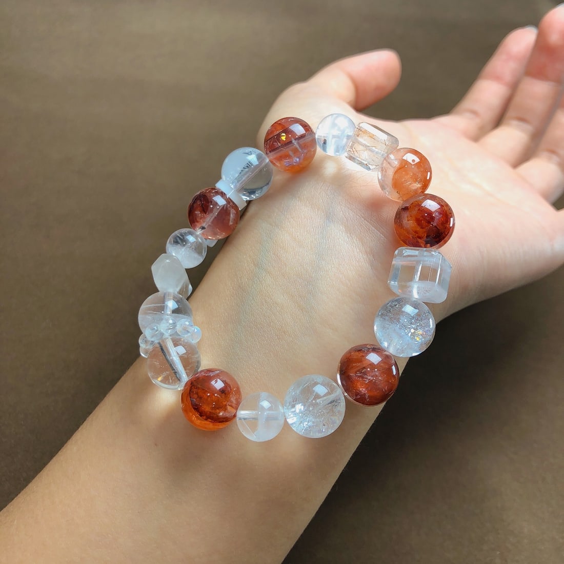 An Exquisite Crystal Bracelets - 3